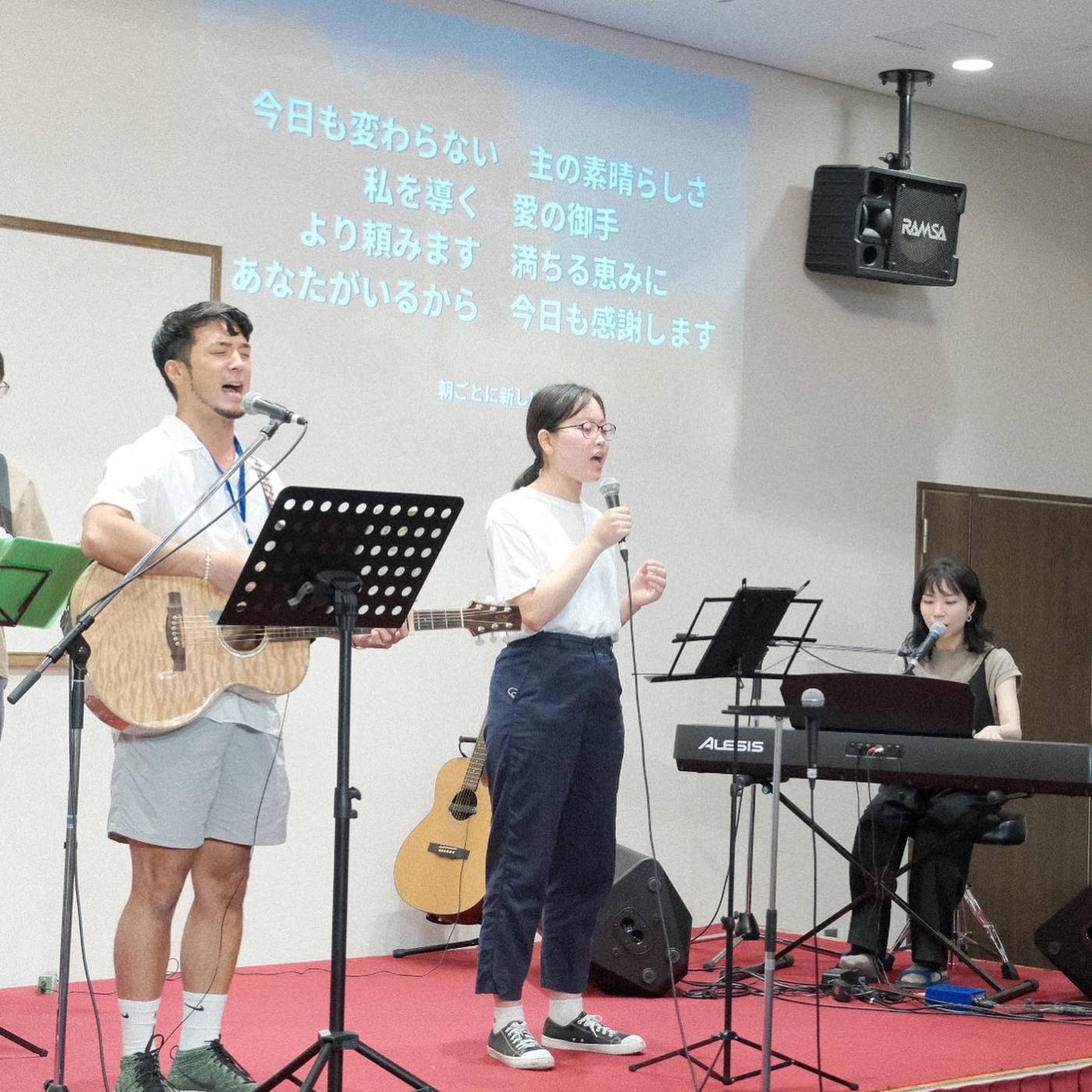 Praise at camp